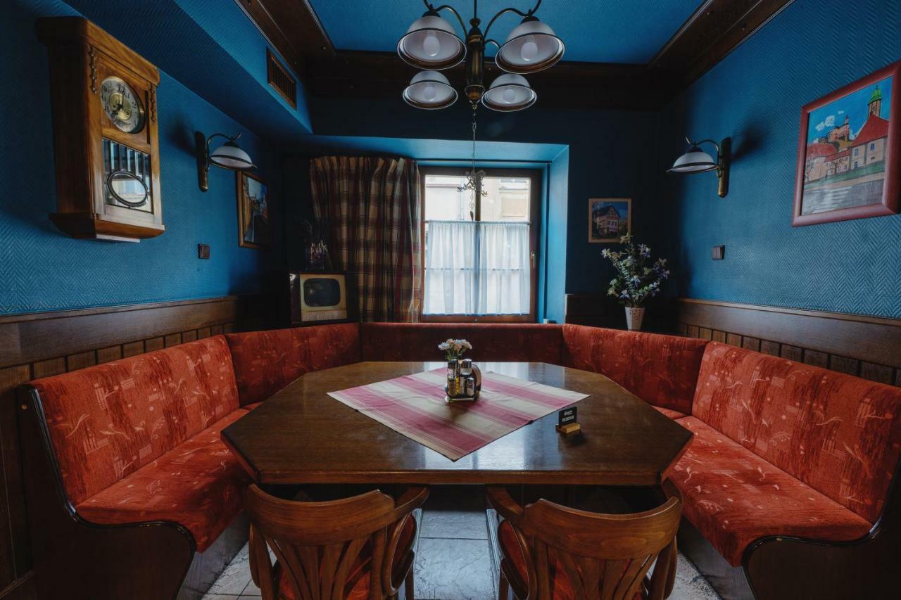 Javorník Hotel Taverna מראה חיצוני תמונה